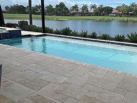 4th image of 10088 Idle Pine Ln