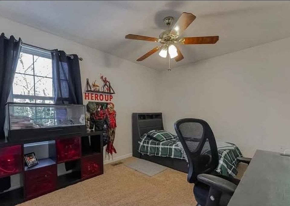 1st image of 21509 Willis Wharf Ct #3