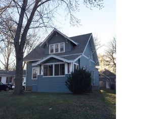 325 Linden Ave, Vermillion, SD 57069
