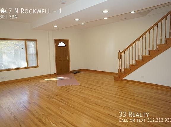 3rd image of 2847 N Rockwell St #1