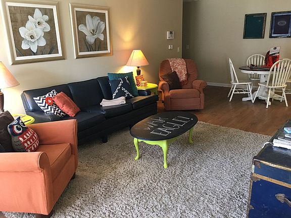 5th image of 1114 S College St APT 8-102
