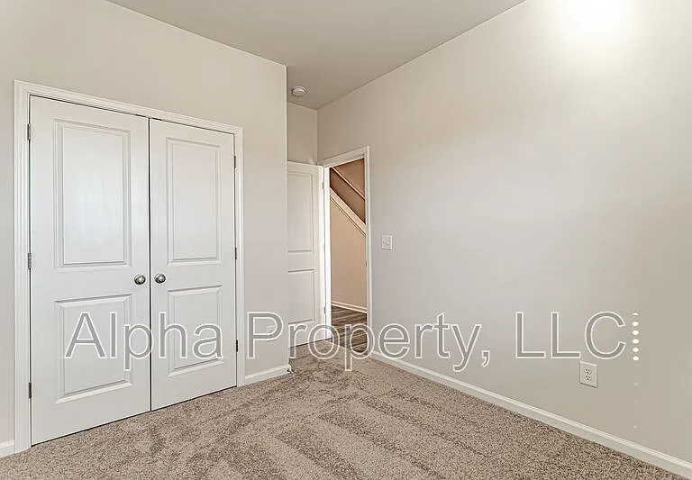 371 Highline Trl — Photo 10