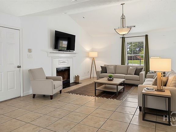 4th image of 932 Century Oak Drive