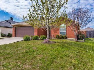 10429 Fossil Hill Dr, Fort Worth, TX 76131