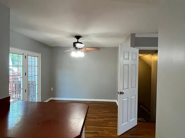 4674 Mews Dr — Photo 23
