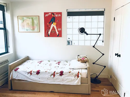 Rented by Halstead Real Estate | media 30