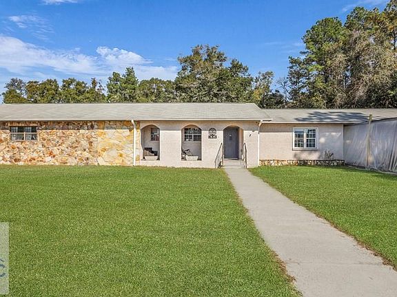 2nd image of 35 Frasier Ln