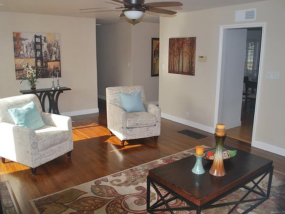 5th image of 748 Coakley Dr
