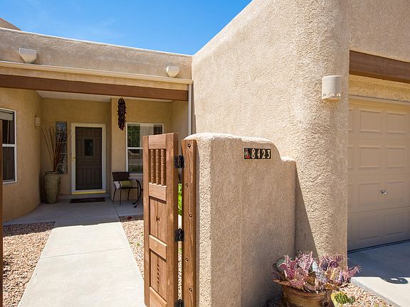 2nd image of 8423 Vina Del Sol Dr NE