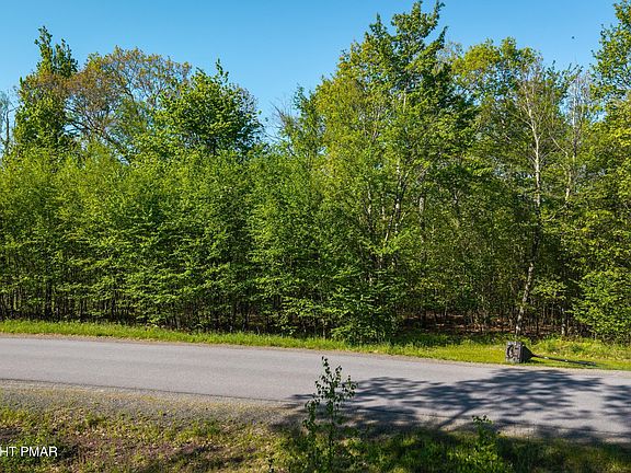 3rd image of Highland Rd
