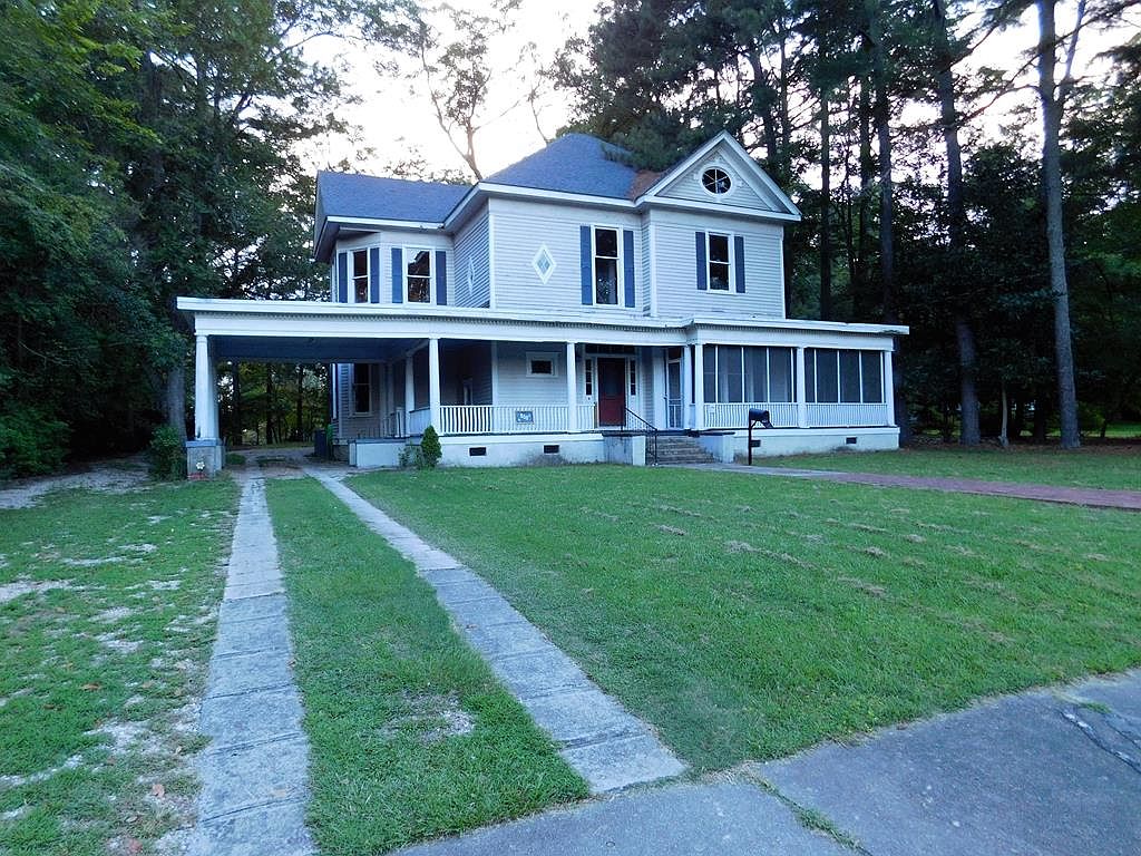 808 Church St, Scotland Neck, NC 27874 Zillow