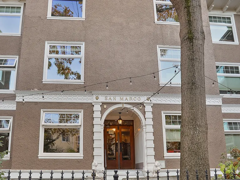 1205 Spring St #205 — Photo 22