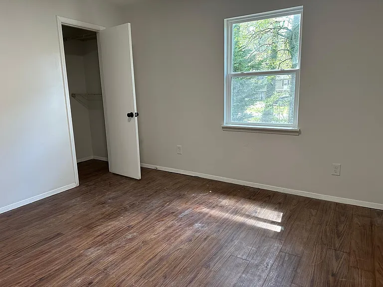 6339 Holcomb Way #D — Photo 15
