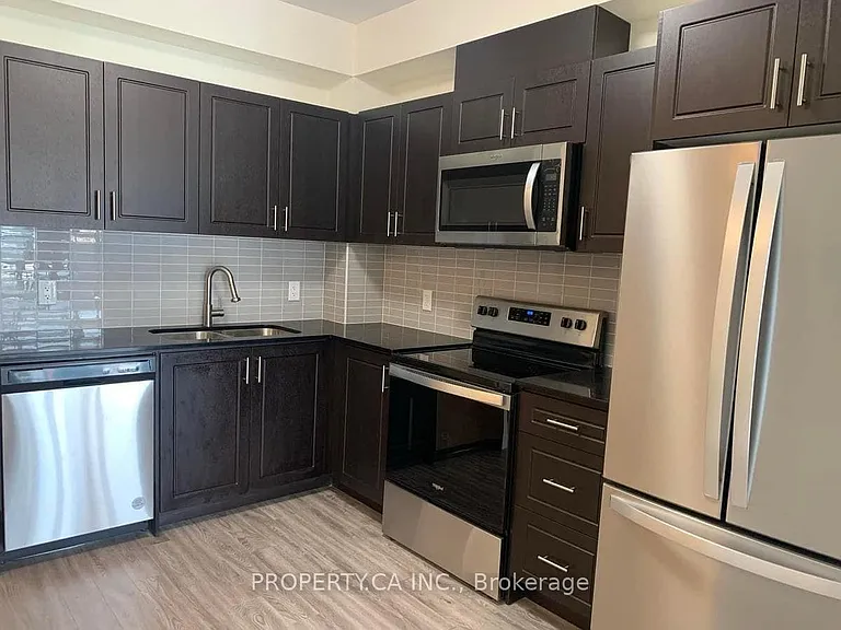 128 King St N #1009 — Photo 4