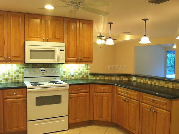 5th image of 2665 51st St