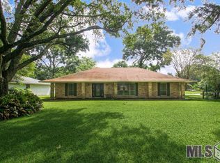 300 Gretchen St, New Roads, LA 70760