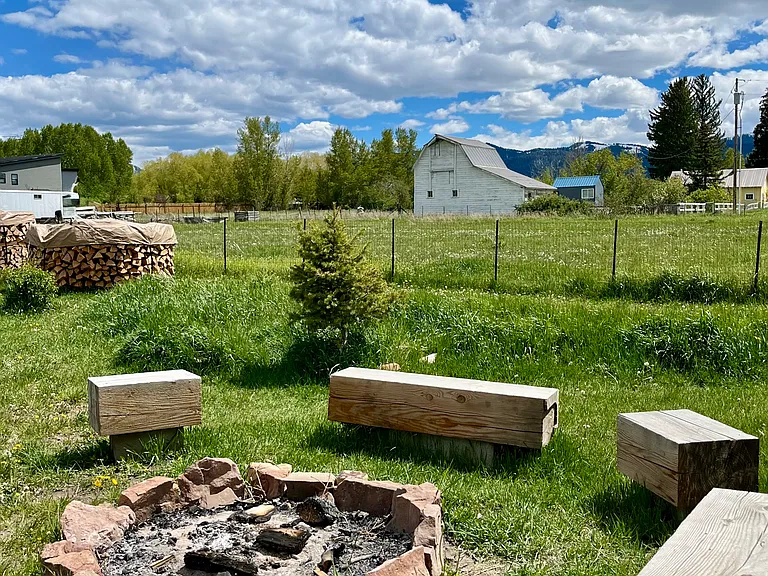 Fire pit