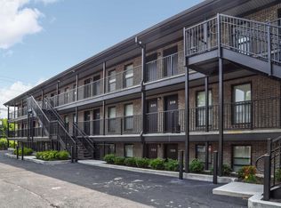 Highland Flats, Louisville, KY 40204