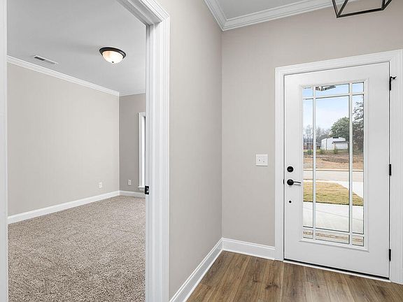 3rd image of 3024 Discovery Dr NW #17