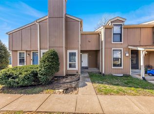 142 Harbor View Dr, Lake Saint Louis, MO 63367