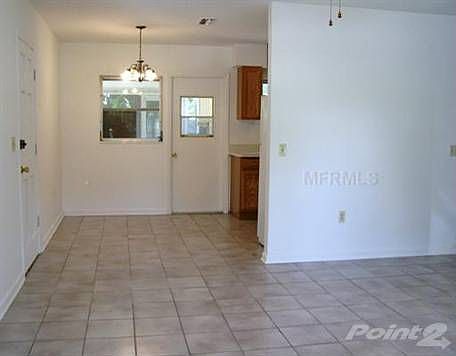 2nd image of 1904 E Linda St