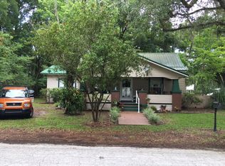 229 NE 2nd Ave, Trenton, FL 32693