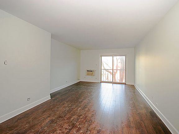 3rd image of 5406 S Harper Ave APT 303