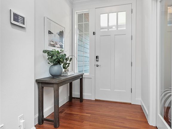5th image of 13028 NE 100th Street