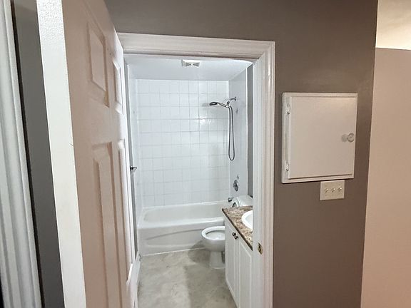 3rd image of 119 Daly Ave #7
