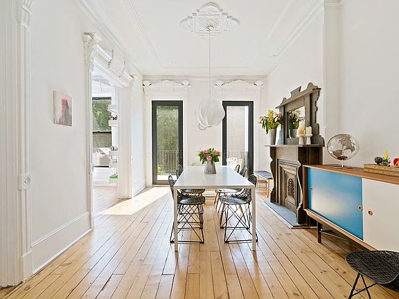 3rd image of 321 Stuyvesant Ave