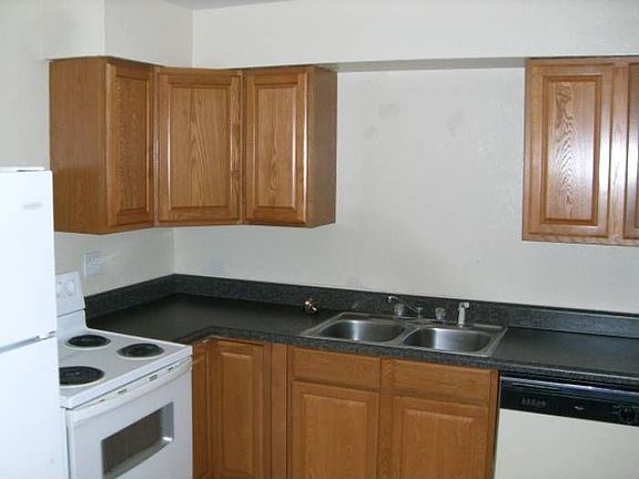 3rd image of 4171 Washington Ave