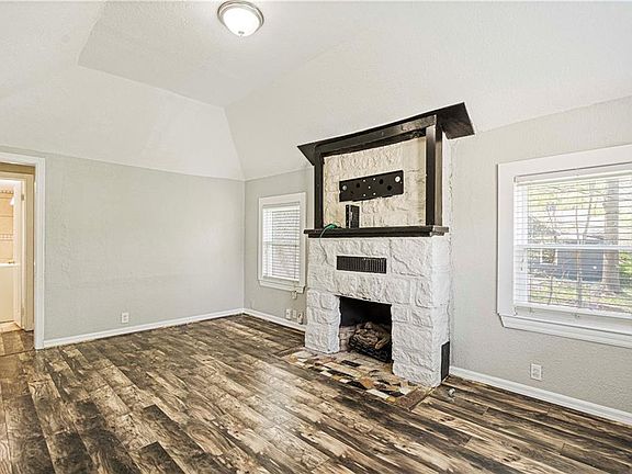 4th image of 4245 Lathrop Ave