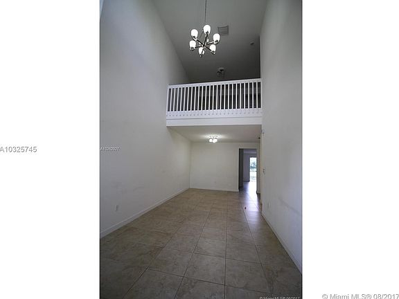 4th image of 11530 NW 75th St