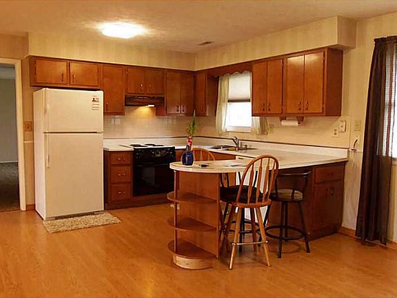 5th image of 4704 W County Road 400 N