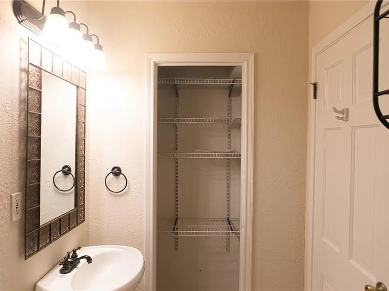 1325 Smilax Ave — Photo 17