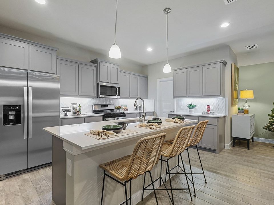 125 Sandstone Cir, Granbury, TX 76048 MLS 20660936 Zillow