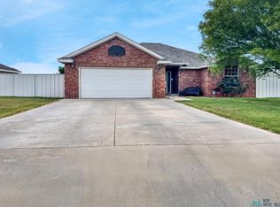 429 Monticello Pkwy, Portales, NM 88130