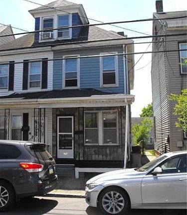 2nd image of 1234 Butler St