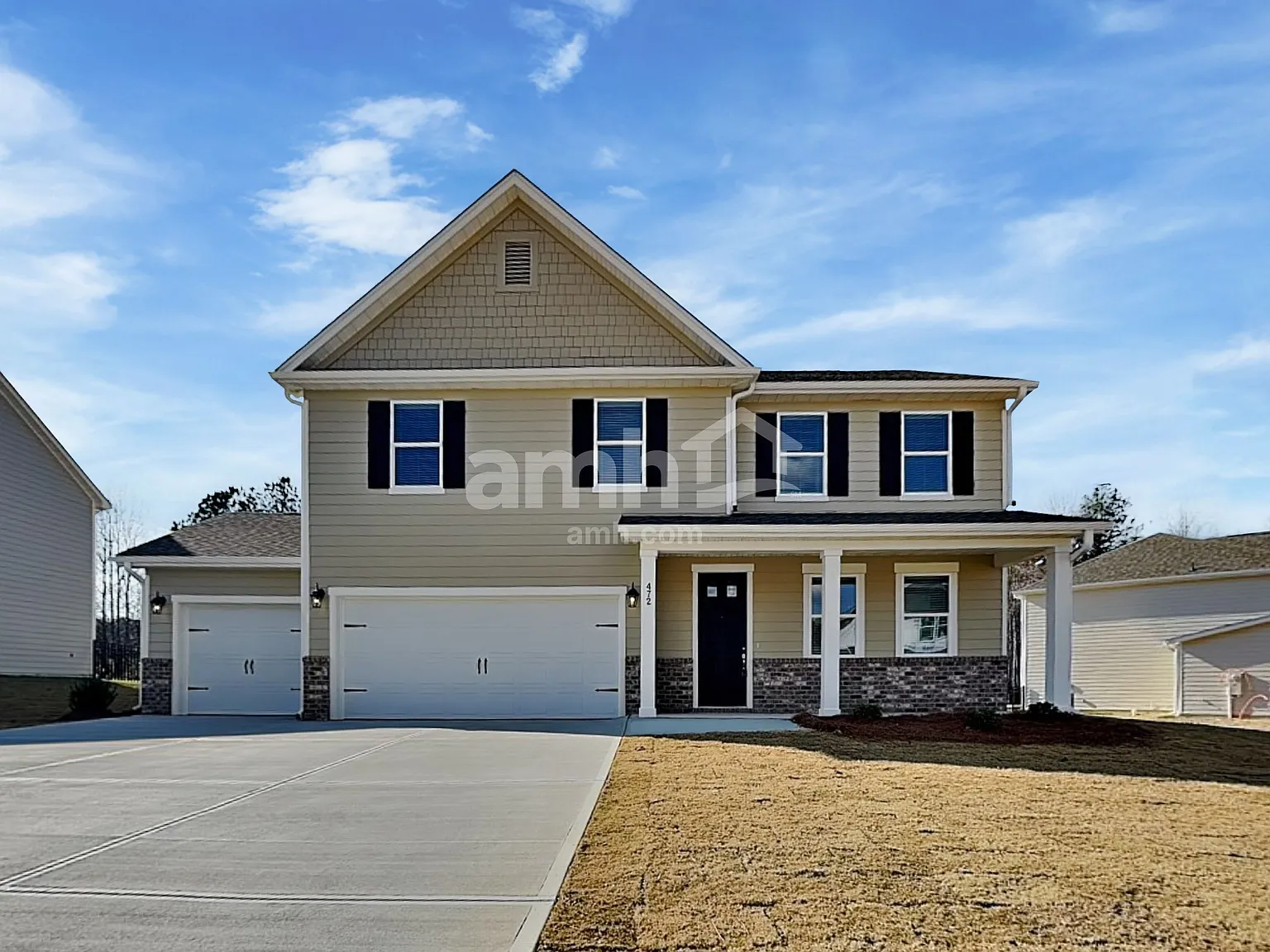 4 bed, 2.5 bath, 2481 sqft, $2,640 — Photo 1