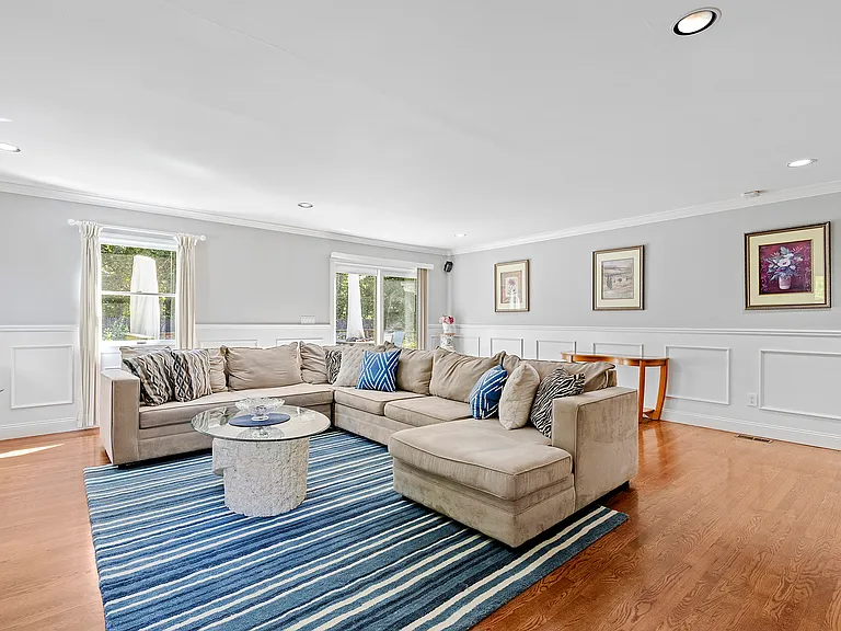 190 Wakeman Rd #A — Photo 3