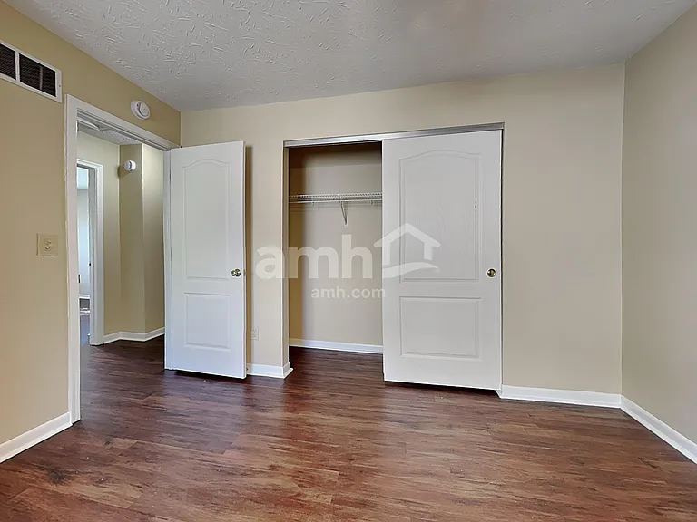 9021 Crimson Oak Dr — Photo 15