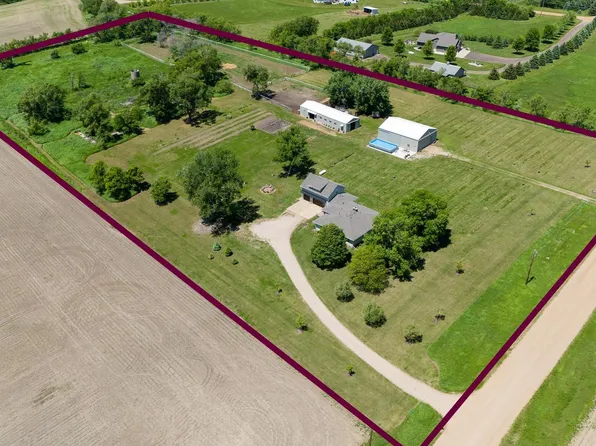 25523 476th Ave, Garretson, SD 57030