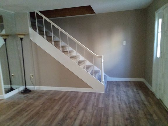 5th image of 1316 Dulles Dr