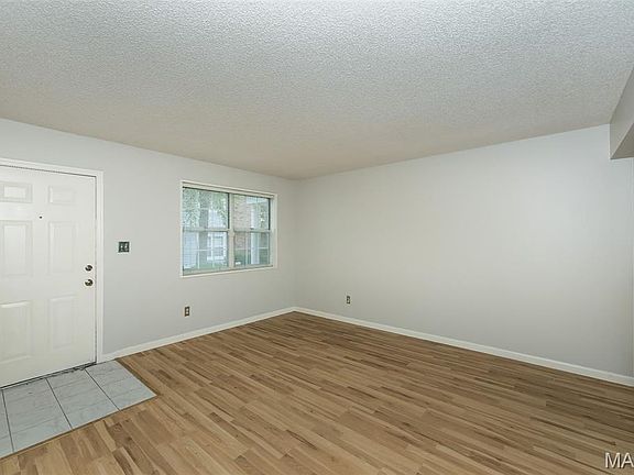 5th image of 1517 Oriole Ln