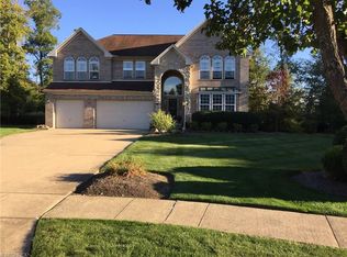 9607 Simsbury Ct, Twinsburg, OH 44087
