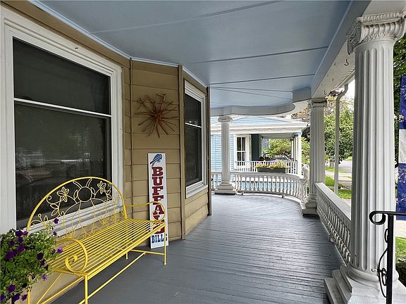 4th image of 502 Fulton St