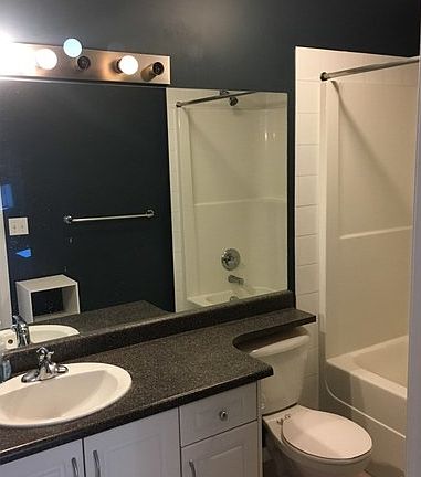 3rd image of 2505 42nd St NW