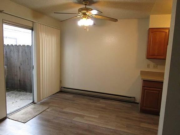 3rd image of 350 Smalley Ave APT 7