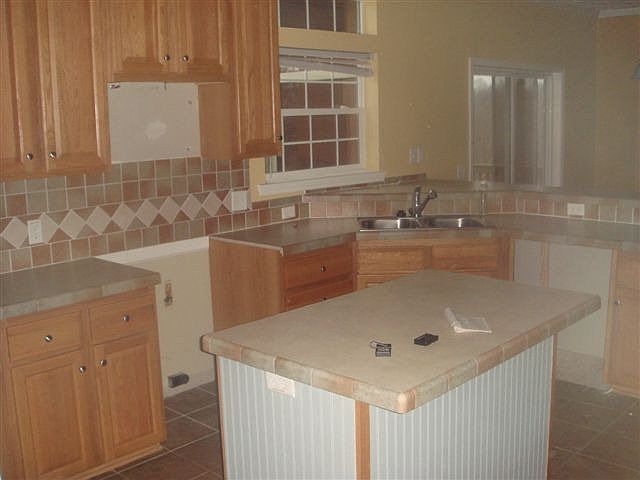 2nd image of 382 Wesley Chapel Rd