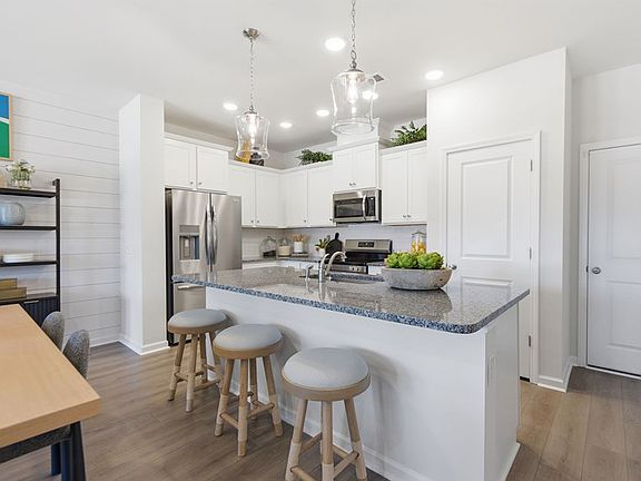 The Tundra - Kitchen